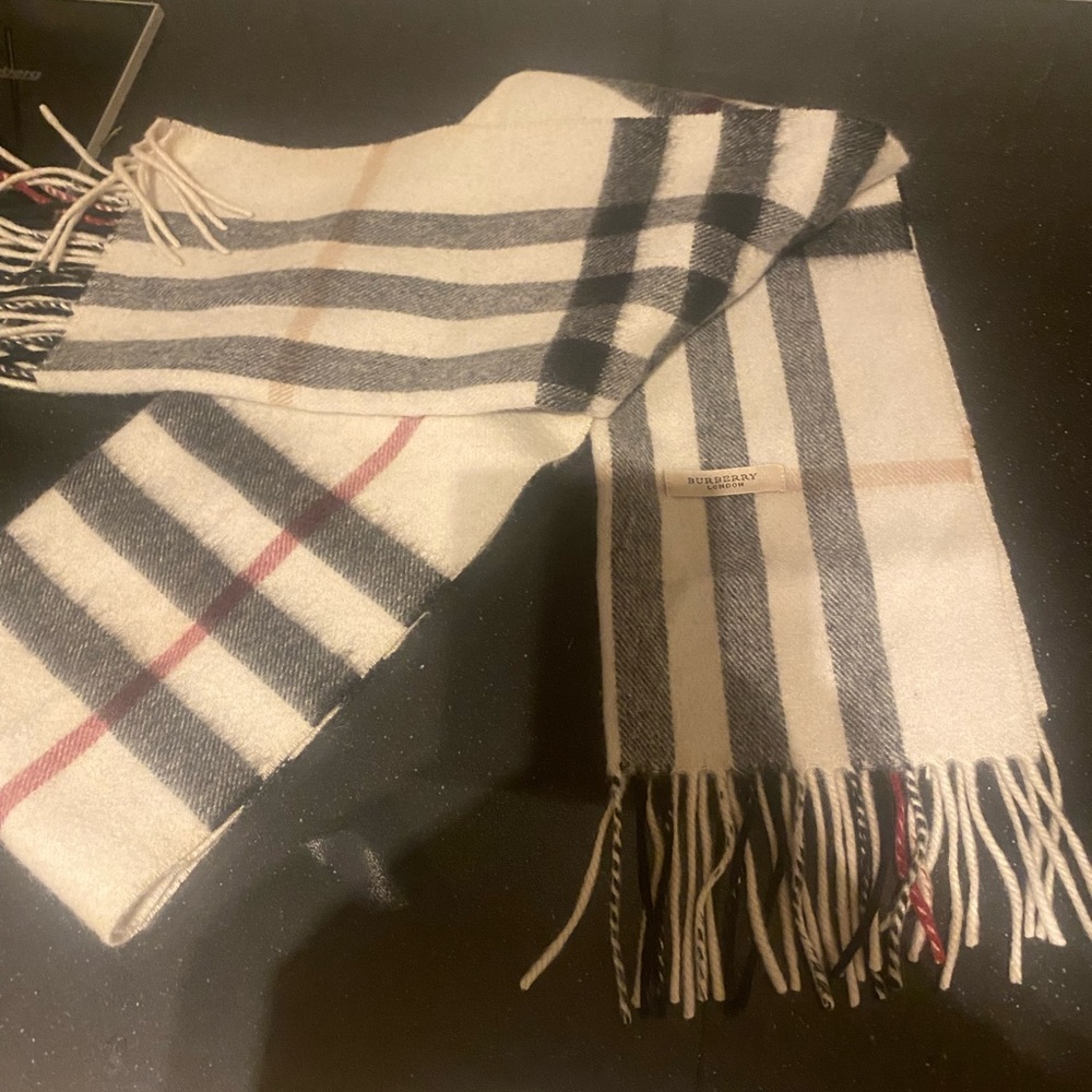 Authentic Burberry classic check cashmere scarf